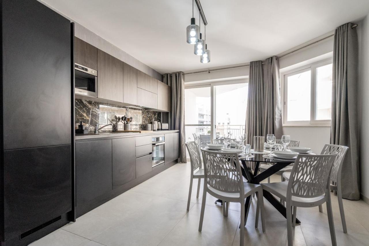 Brand New 3Br Apartment Close To All Amenities خليج سانت بول المظهر الخارجي الصورة