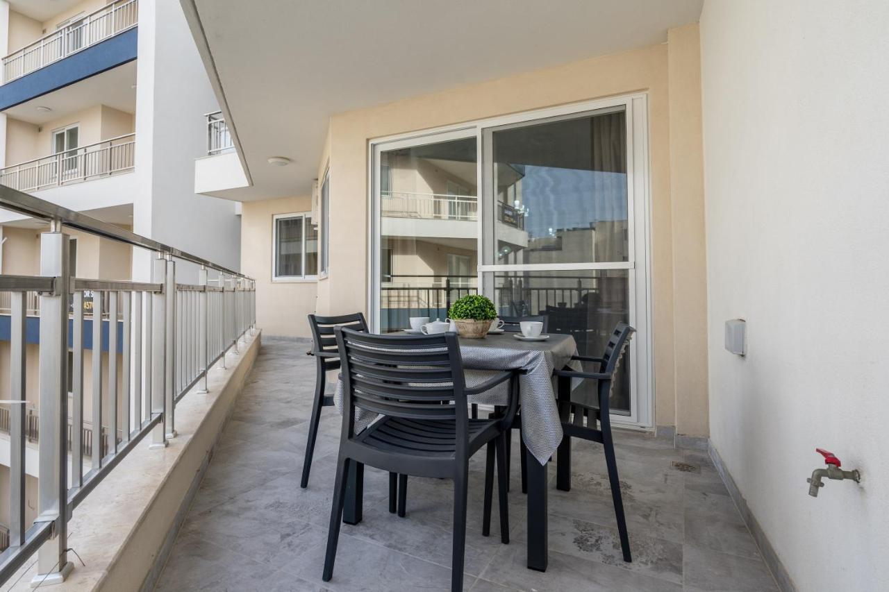 Brand New 3Br Apartment Close To All Amenities خليج سانت بول المظهر الخارجي الصورة